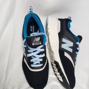 New Balance 997H size 8.5